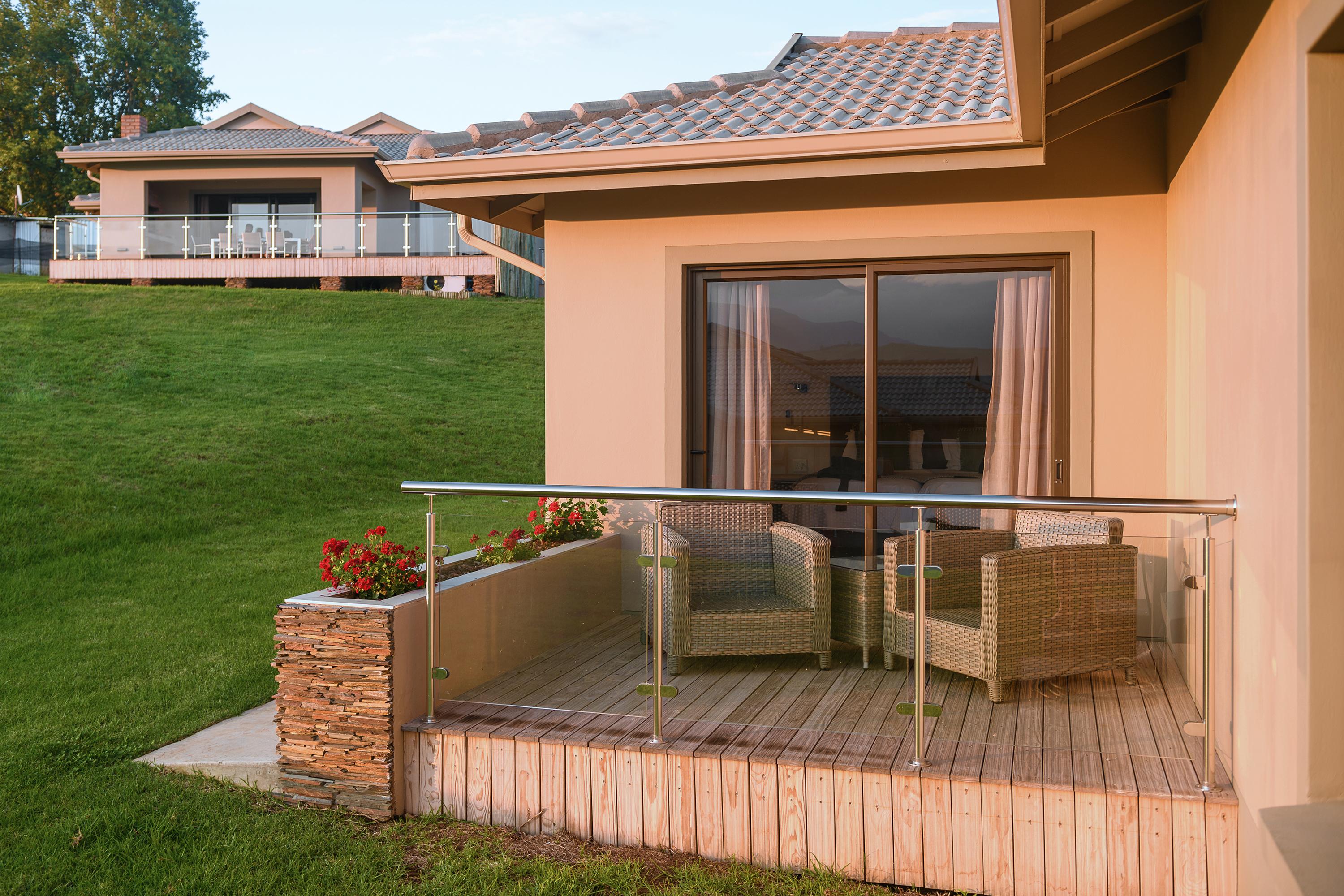Cayley Mountain Resort Champagne Valley Ngoại thất bức ảnh