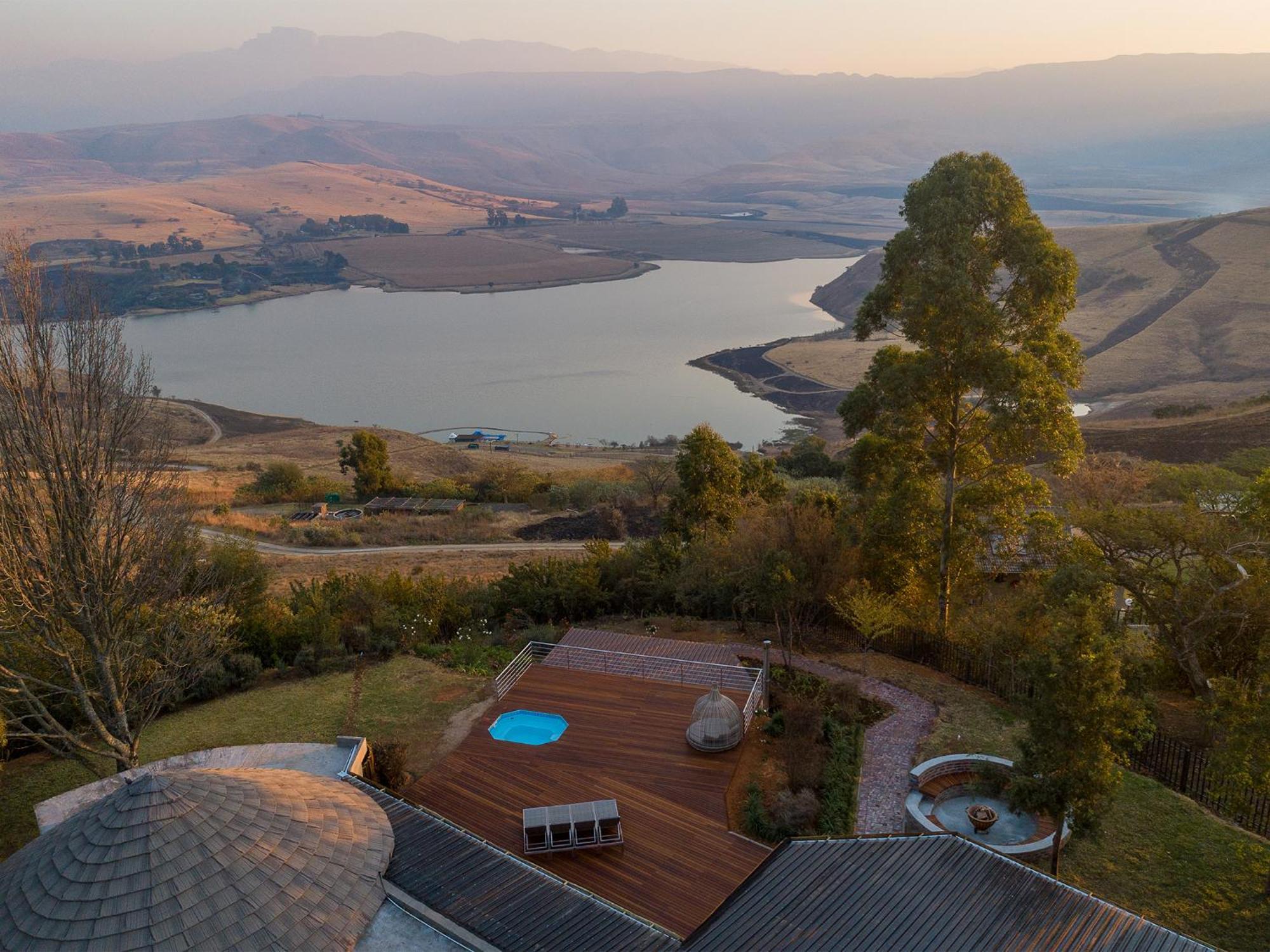 Cayley Mountain Resort Champagne Valley Phòng bức ảnh